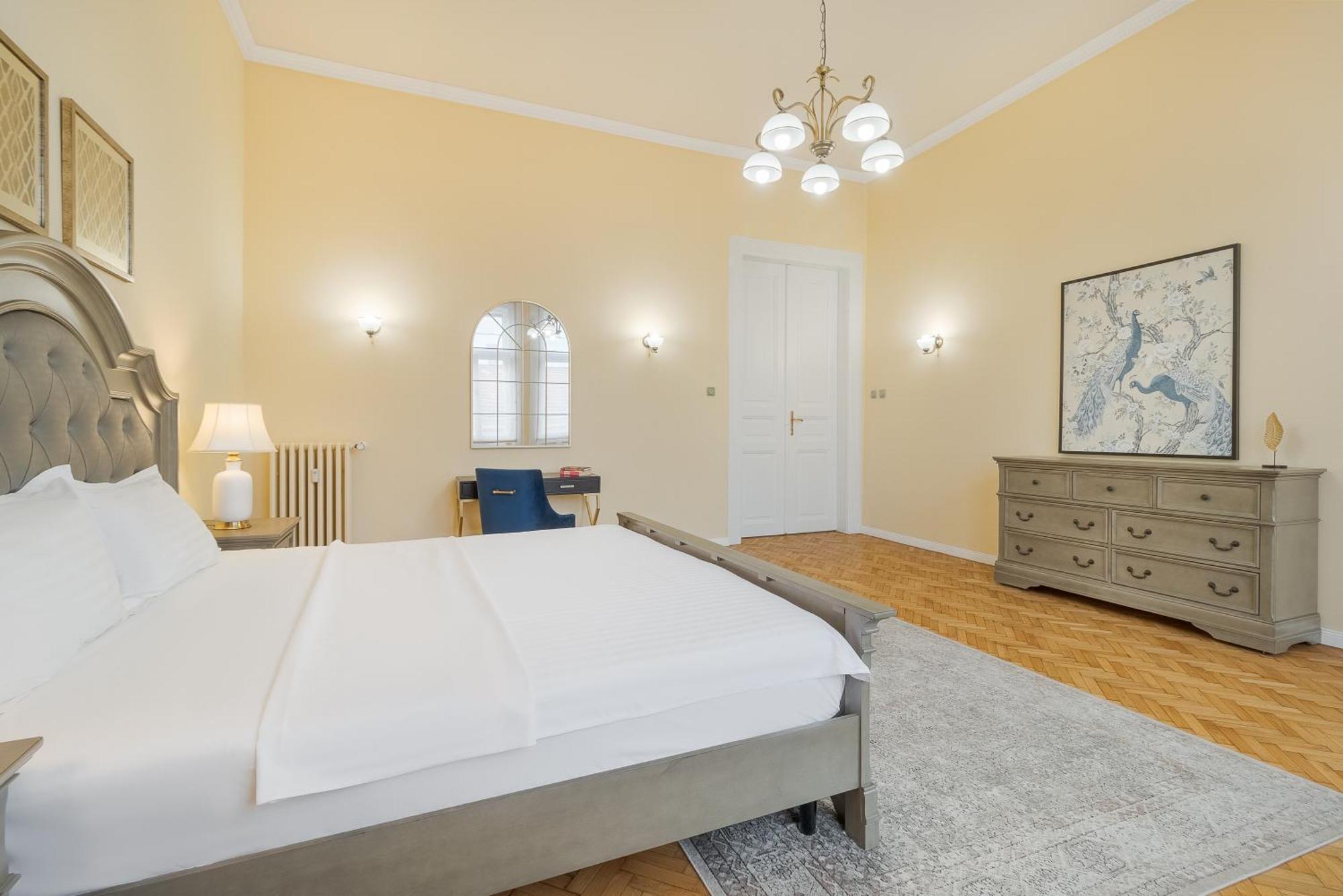 Royal Experience At Stern Palace Oradea Zewnętrze zdjęcie