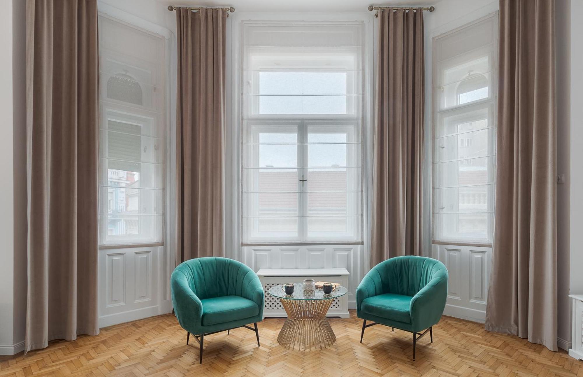 Royal Experience At Stern Palace Oradea Zewnętrze zdjęcie